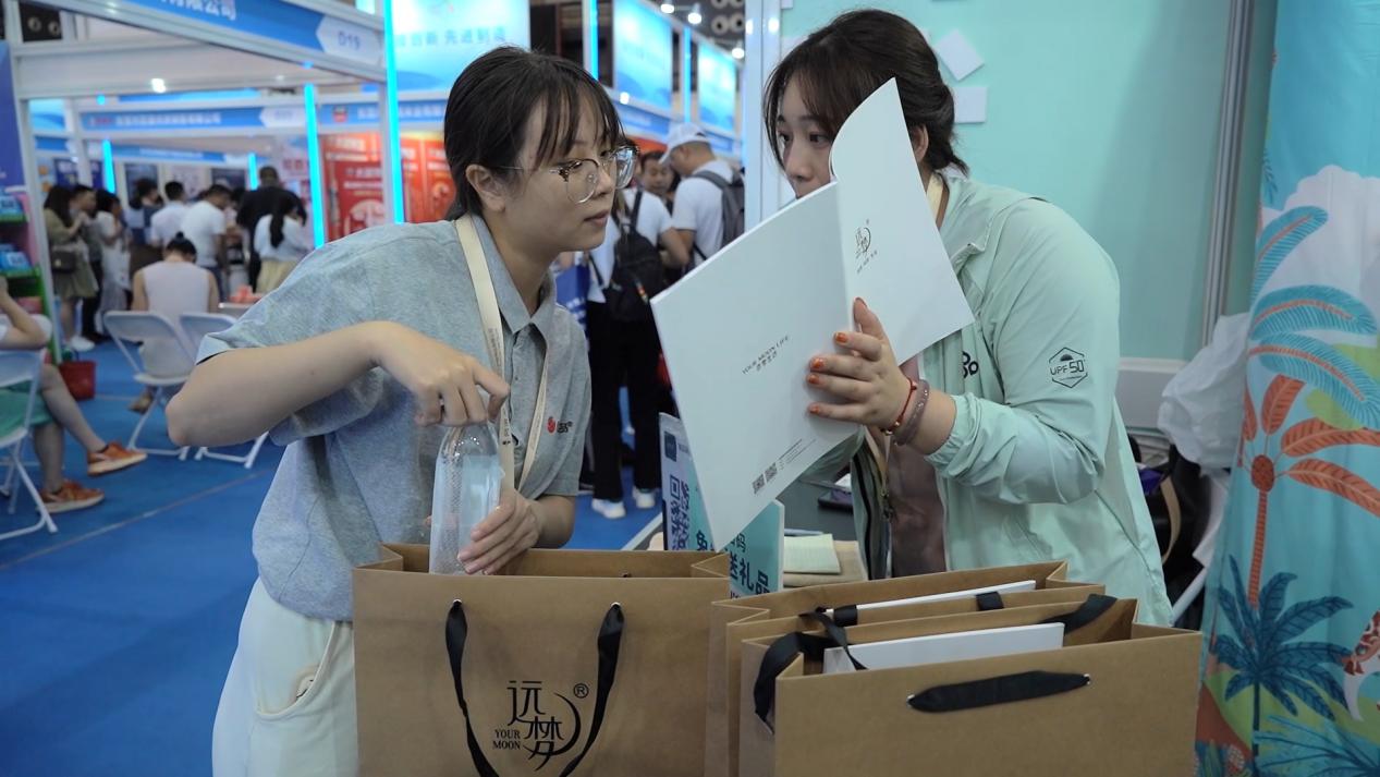 AG8公司人生就是博家居以商标品牌力量,引领品质生活新时代 AG8公司人生就是博家居以商标品牌力量,引领品质生活新时代